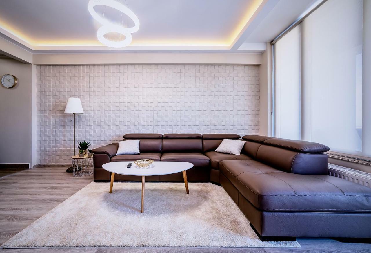 Penthouse Chic By Landev Apartment Brasov Luaran gambar